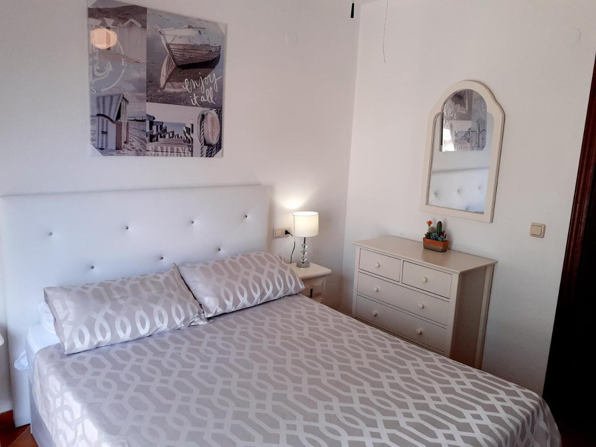 Casa Billarose - Lovely House Overlooking Pool & Walking Distance To The Beach And Restaurants Cabo Roig Exterior foto
