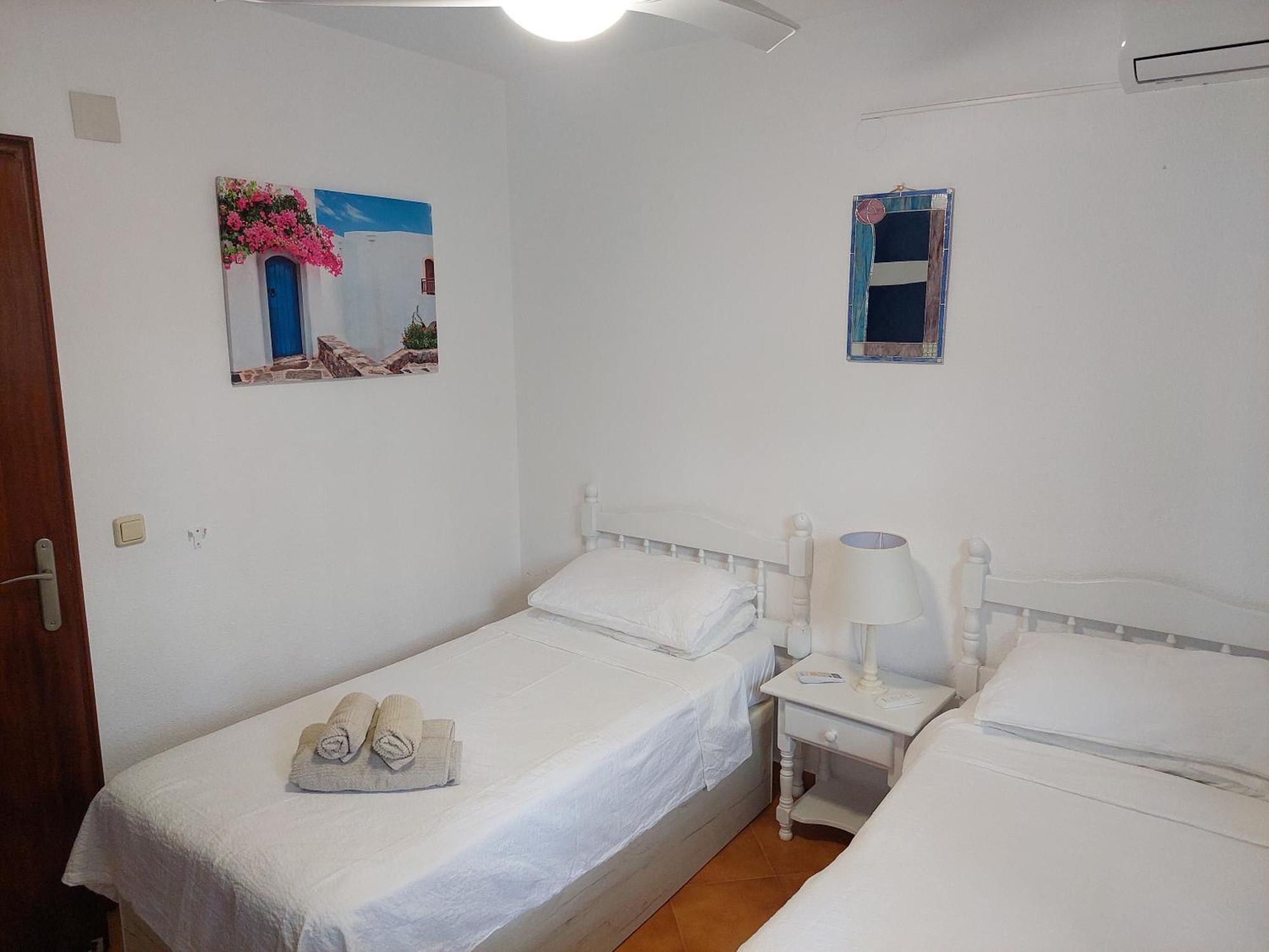 Casa Billarose - Lovely House Overlooking Pool & Walking Distance To The Beach And Restaurants Cabo Roig Exterior foto