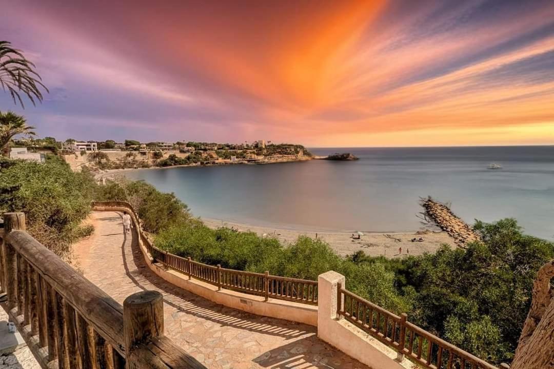 Casa Billarose - Lovely House Overlooking Pool & Walking Distance To The Beach And Restaurants Cabo Roig Exterior foto